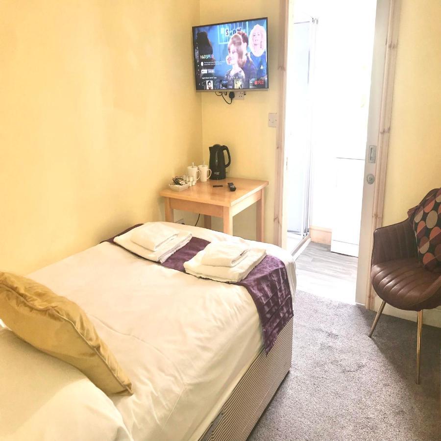 The Castle Hotel Тальгарт Номер фото